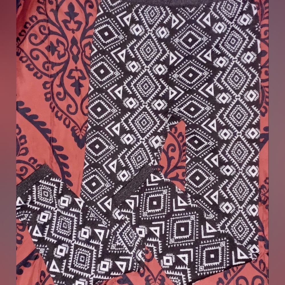 Like new Allison Brittney leggings size small